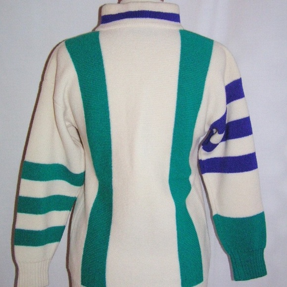 Adorable vintage 100% wool turtleneck ski sweater! - Picture 3 of 9